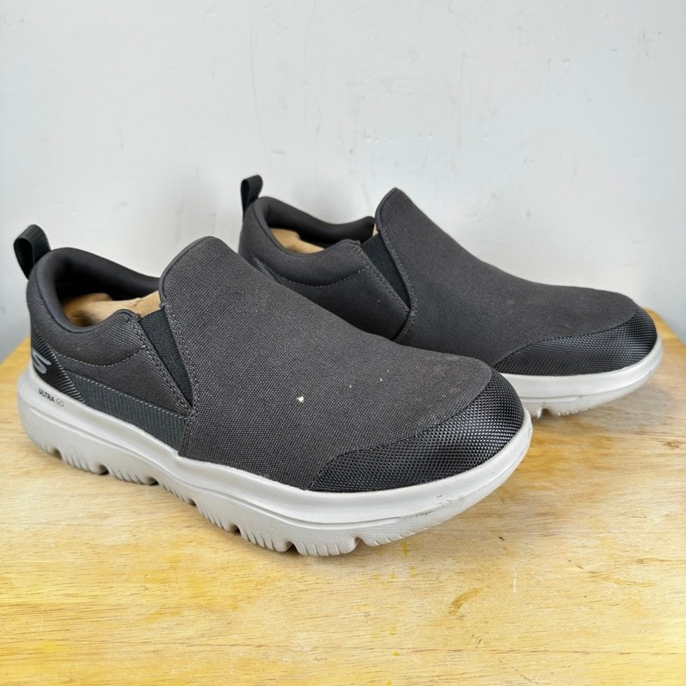 Skechers Go Walk Evolution Ultra Slip On Sneakers Mens 8.5 Air Cooled Goga Mat